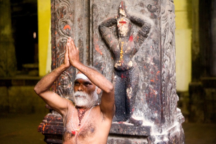 Prayer pose (Pranamasana)